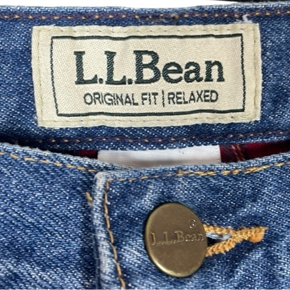 L.L. Bean Women’s Original Fit Relaxed Flannel Lined Jeans - Picture 2 of 4